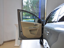 2011 ֠XC60 2.0T Ű