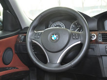 2010 R3ϵMڣ 325Xi