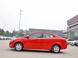 2011款 起亚K2 三厢1.4 TOP AT