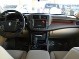 2011款 皇冠 V6 2.5 Royal 真皮天窗特别版