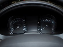 2013 ݱXF 2.0L i4 TiA