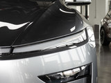 2025款 Model Y 后轮驱动版