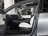 2025款 Model Y 后轮驱动版