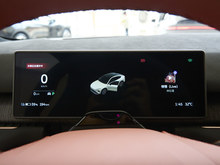 2024 εEC7 75kWh