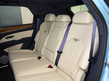 2025 Խ 4.0T V8 LSˇ
