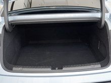 2025 yE8 700km h{