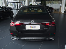 2025 YE Ŀ E 300 L r\