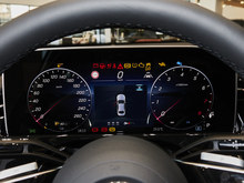 2025 YE(M) E 300 A\Ӱ