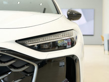 2025 WA5L Sportback 2.0T quattro