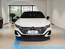2025 CC 380TSI ZĿ 