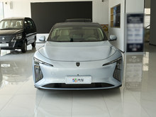 2025 ǺS7 235 
