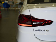 2025�� �ݴ�VA3 1.5L �ֶ���ȡ��