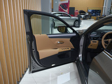 2025�� �׿���˹ES 300h ������
